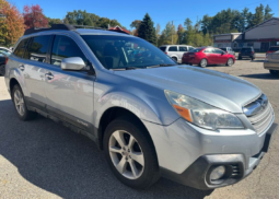 2013 Subaru outback 2.5i Limited Wagon 4D full