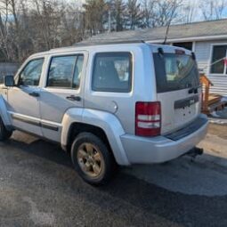 2012 Jeep Liberty Sport SUV 4D full