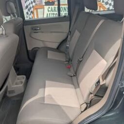 2010 Jeep Liberty Sport SUV 4D full