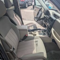 2010 Jeep Liberty Sport SUV 4D full