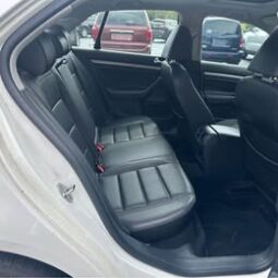 2010 Volkswagen Jetta SE Sedan 4D full