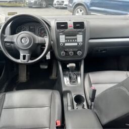 2010 Volkswagen Jetta SE Sedan 4D full