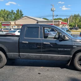 2006 Dodge Ram 1500 Quad Cab SLT Pickup 4D 6 1/4 ft full