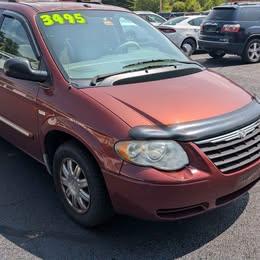 2007 Chrysler Town & Country Touring Minivan 4D full