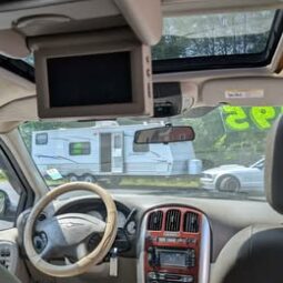 2007 Chrysler Town & Country Touring Minivan 4D full