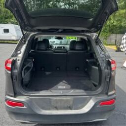 2015 Jeep Cherokee Limited Sport Utility 4D full