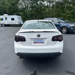 2010 Volkswagen Jetta SE Sedan 4D full