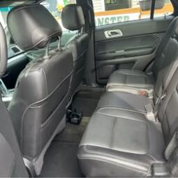 2014 Ford Explorer XLT Sport SUV 4D full