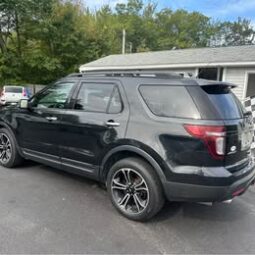 2014 Ford Explorer XLT Sport SUV 4D full