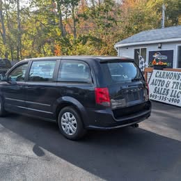 2014 Dodge Grand Caravan SE Plus Minivan 4D full