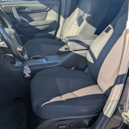 2016 Chevrolet Traverse LT Sport Utility 4D full