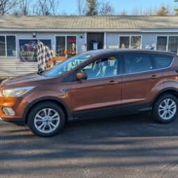2017 Ford Escape SE Sport SUV 4D full