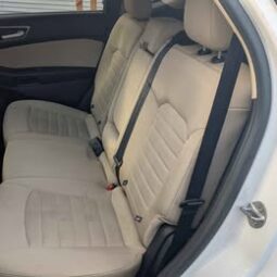 2016 Ford Edge SE Sport Utility 4D full