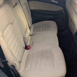 2016 Ford Edge SE Sport Utility 4D full