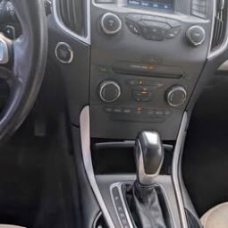 2016 Ford Edge SE Sport Utility 4D full