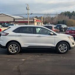 2016 Ford Edge SE Sport Utility 4D full