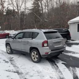 2016 Jeep Compass Latitude Sport Utility 4D full