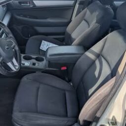 2015 Subaru Legacy 2.5i Premium Sedan 4D full