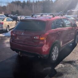 2015 Mitsubishi Outlander SE Sport Utility 4D full