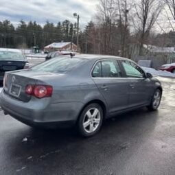 2009 Volkswagen Jetta 2.5L SE Sedan 4D full