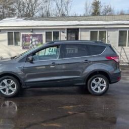 2015 Ford Escape SE Sport SUV 4D full
