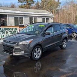 2015 Ford Escape SE Sport SUV 4D