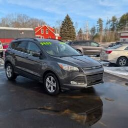 2015 Ford Escape SE Sport SUV 4D full