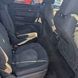 2017 Chevrolet Traverse LT Sport Utility 4D full