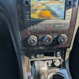 2017 Chevrolet Traverse LT Sport Utility 4D full