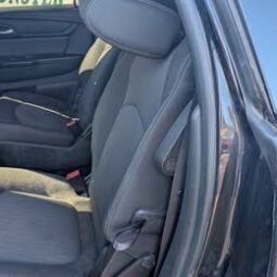 2017 Chevrolet Traverse LT Sport Utility 4D full