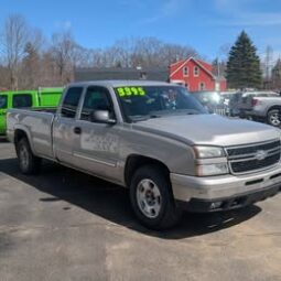 2006 Chevrolet Silverado 1500 Extended Cab LT Pickup 4D 8 ft full