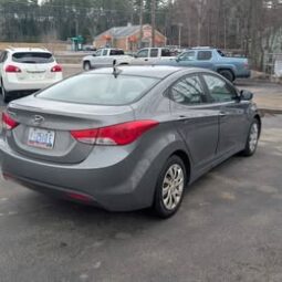 2013 Hyundai Elantra GLS Sedan 4D full