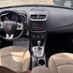 2011 Dodge Avenger Mainstreet Sedan 4D full